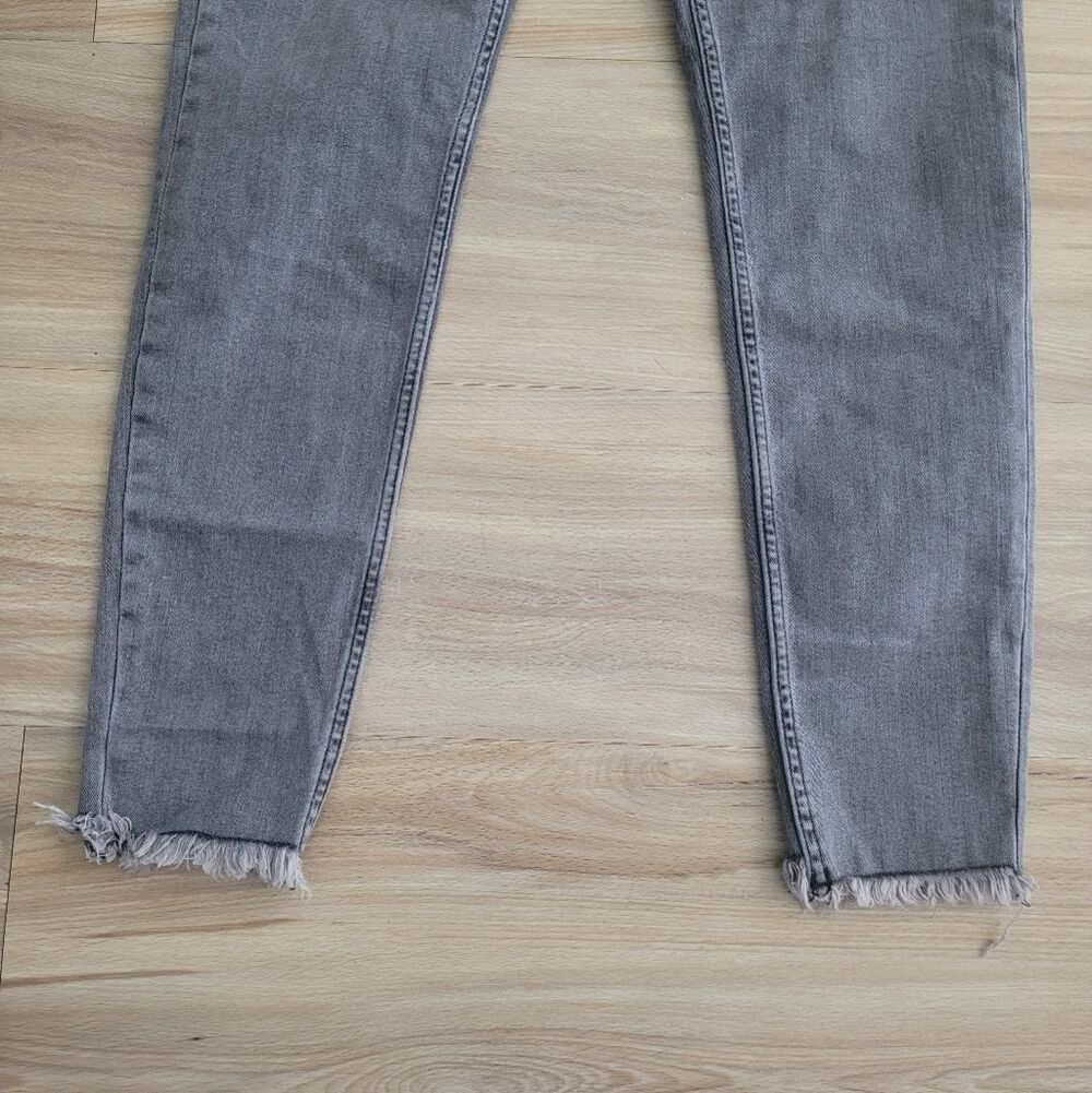 Reclaimed Vintage Gray Slim Jeans - Picture 5 of 8